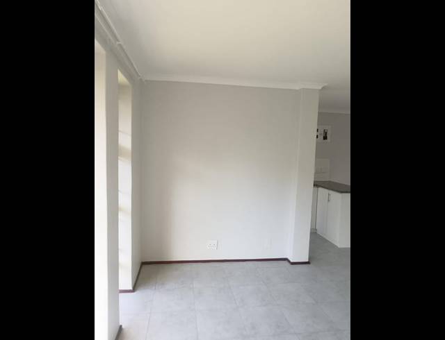 1 BEDROOM PROPERTY TO RENT IN KRAAIFONTEIN EAST